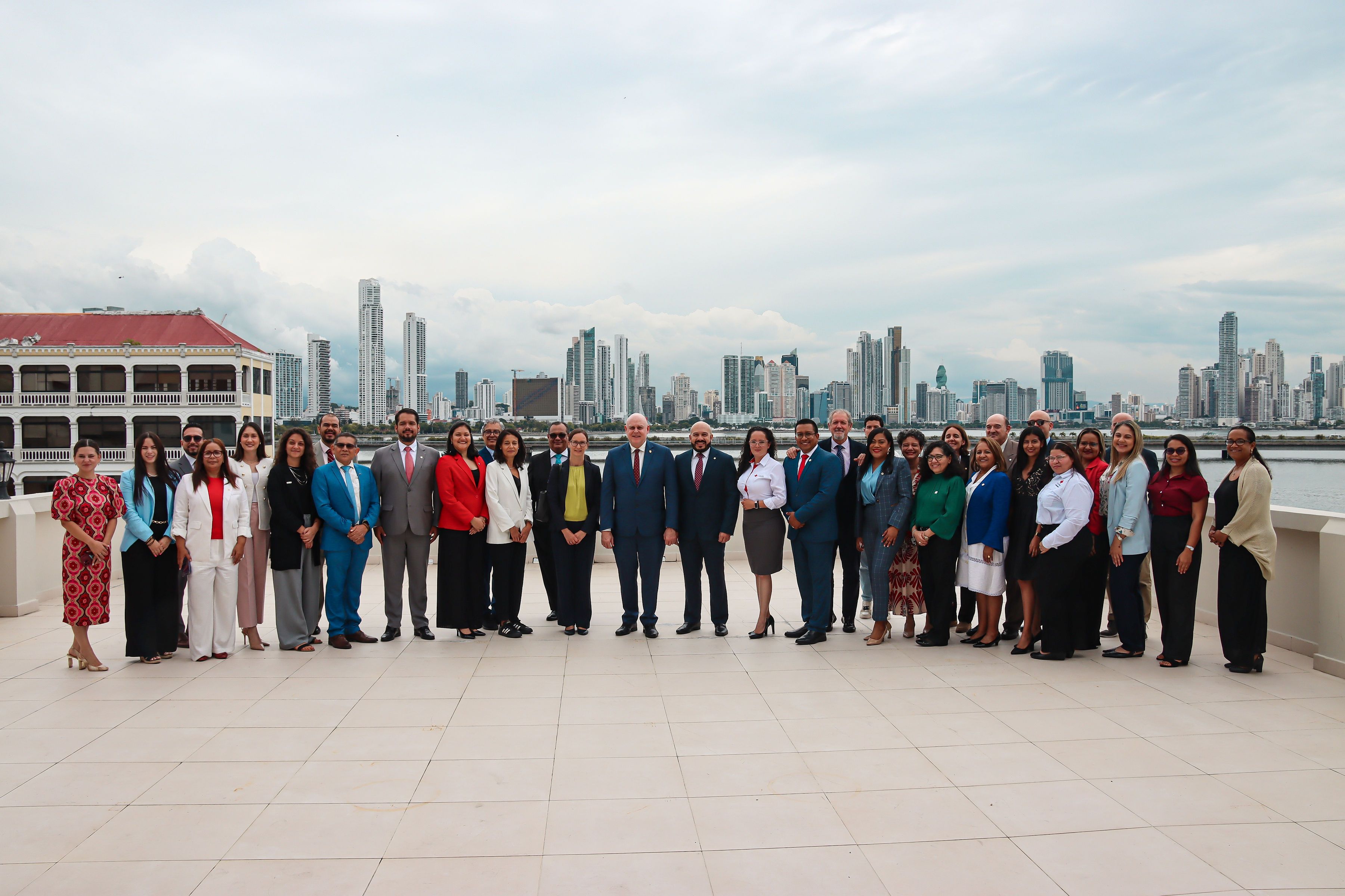 La Benemérita Cruz Roja Costarricense participó en el encuentro regional para el diálogo humanitario.