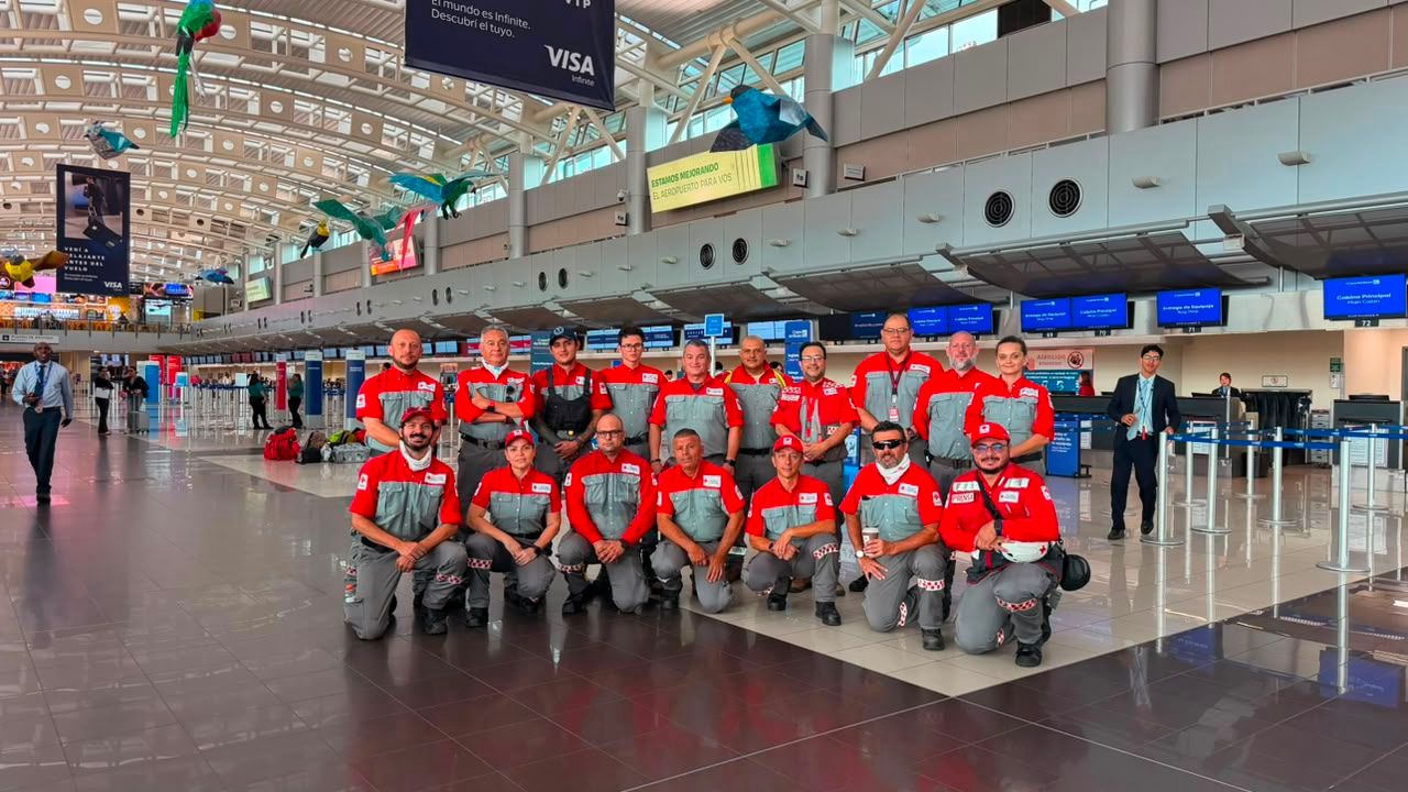 Cruz Roja Costarricense convocada por la humanidad viaja con rescatistas a Venezuela